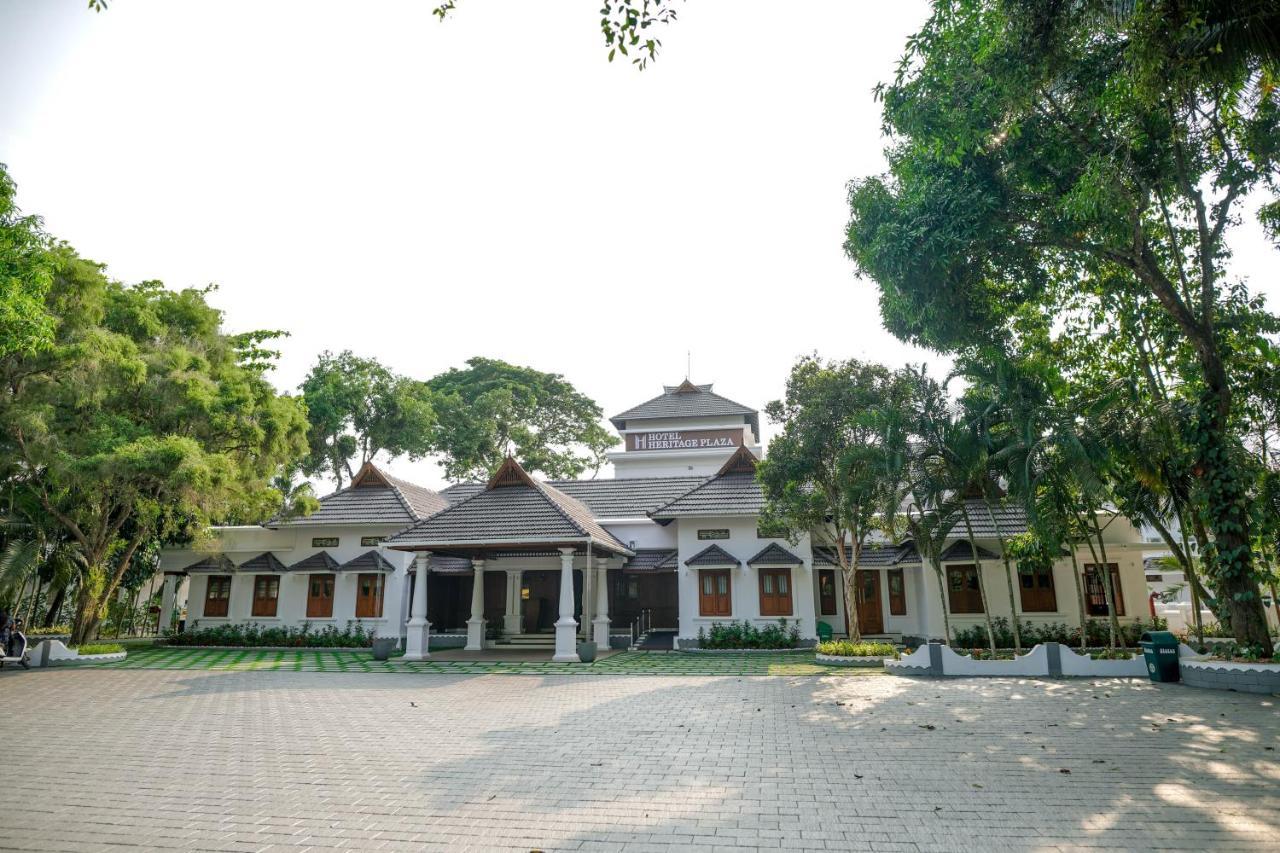 Hotel Heritage Plaza Kottayam Buitenkant foto