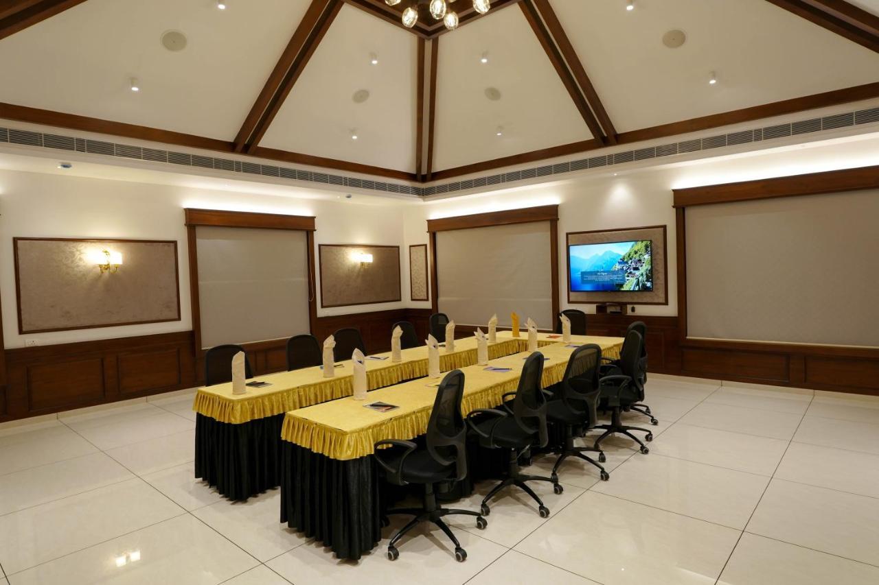 Hotel Heritage Plaza Kottayam Buitenkant foto