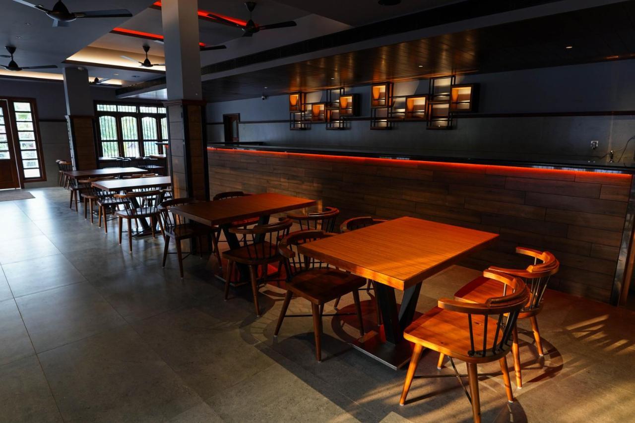 Hotel Heritage Plaza Kottayam Buitenkant foto