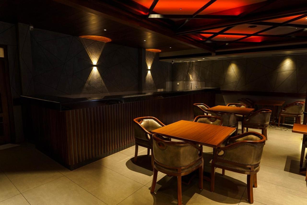 Hotel Heritage Plaza Kottayam Buitenkant foto