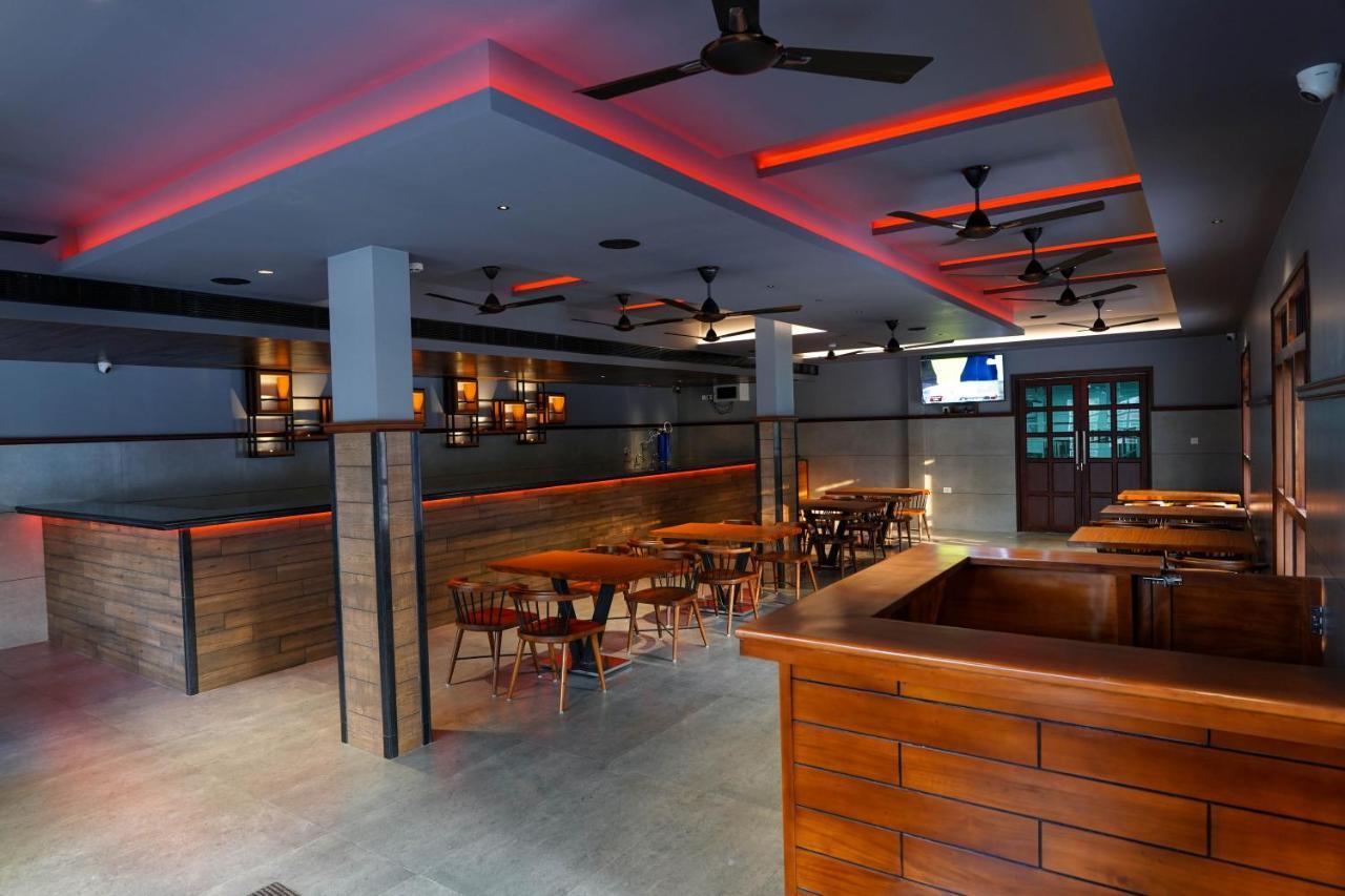 Hotel Heritage Plaza Kottayam Buitenkant foto